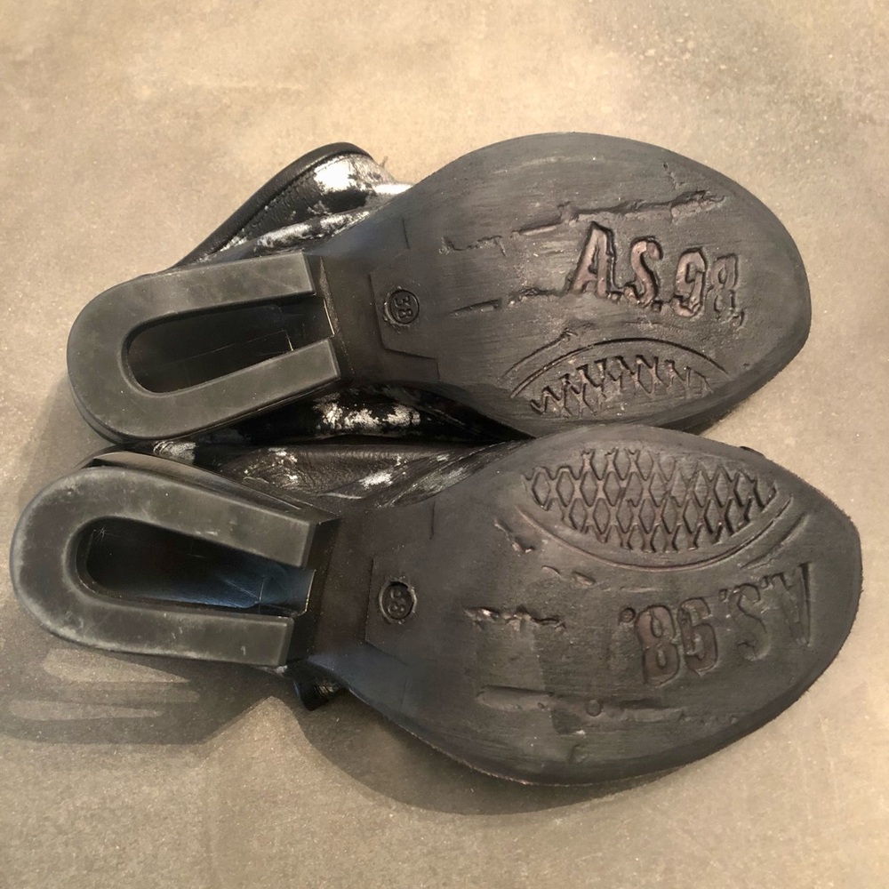 A.S 98 Stylish Black Metallic Slides/Wedge Women's Shoes SZ 7.5 - Picture 4 of 10